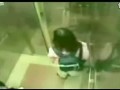 监控实拍女子大战猥琐男够强悍-1月6日